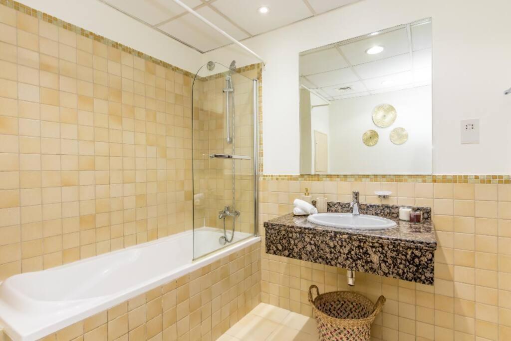 The Premium Jbr Sea View Luxury Suite Awarded "Traveller Award 2025" Dubai Dış mekan fotoğraf